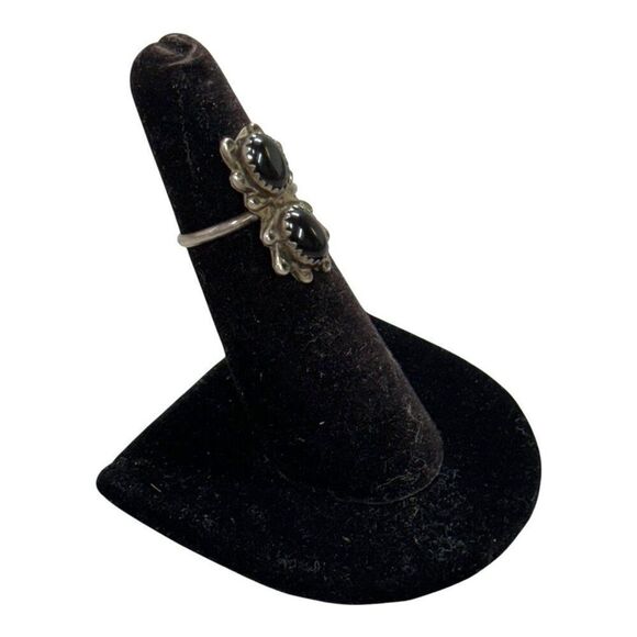 Vintage Navajo Sterling Silver Double Black Onyx Gemstone Statement Ring Size 5 - Picture 4 of 7